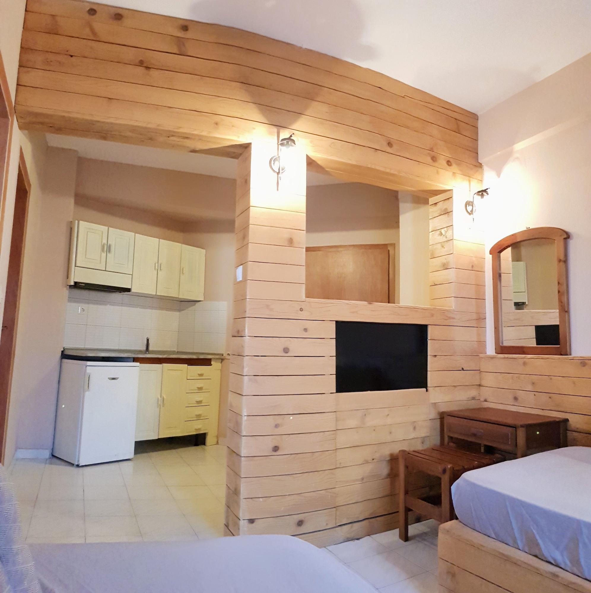 Anemos Hotel Polychrono Ngoại thất bức ảnh
