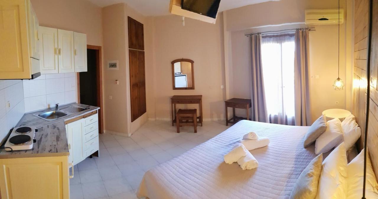 Anemos Hotel Polychrono Ngoại thất bức ảnh
