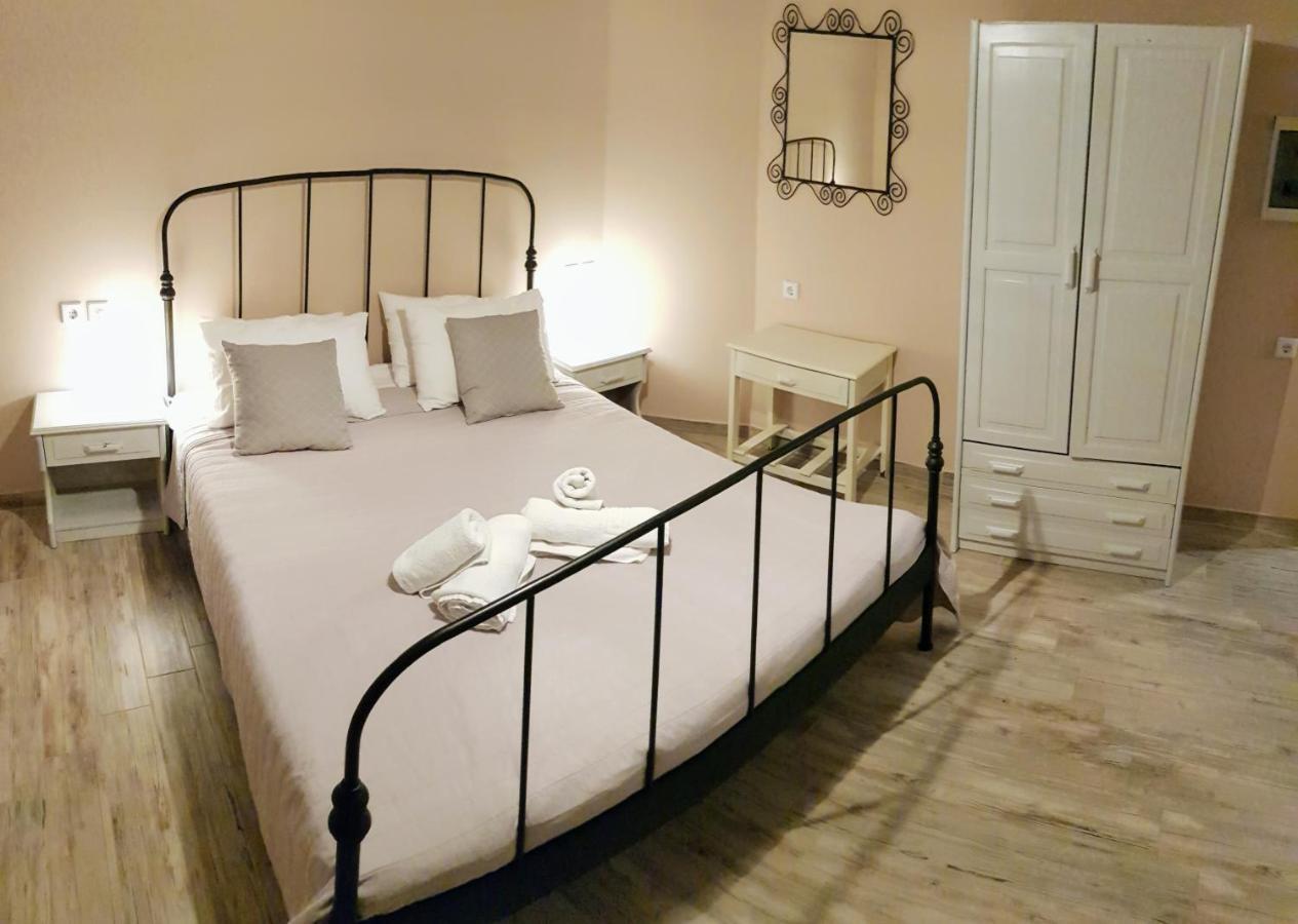 Anemos Hotel Polychrono Ngoại thất bức ảnh